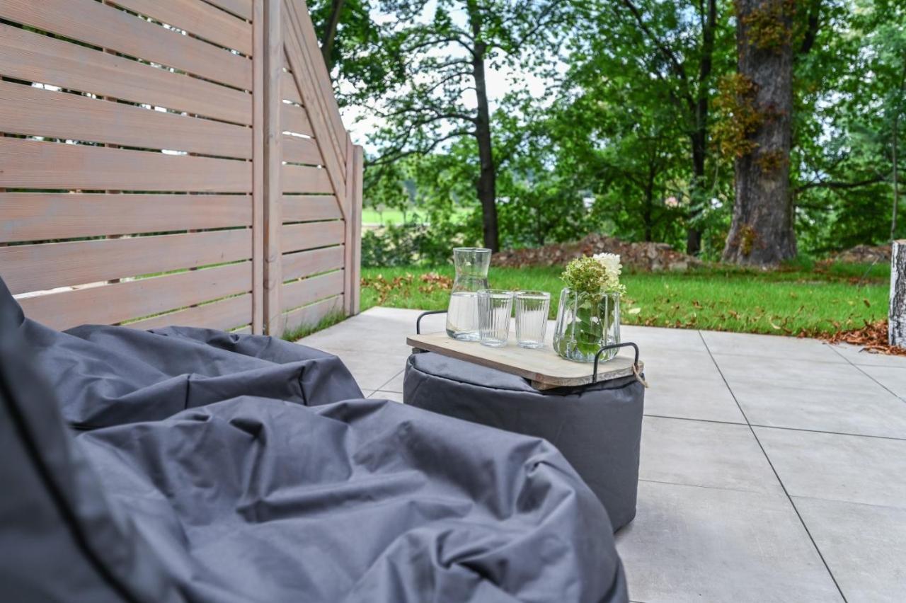 Moderne und gemütliche Ferienwohnung mit Terrasse und WALLBOX im FarmHouse Eckartsberg im Zittauer Gebirge Mittelherwigsdorf Exterior foto