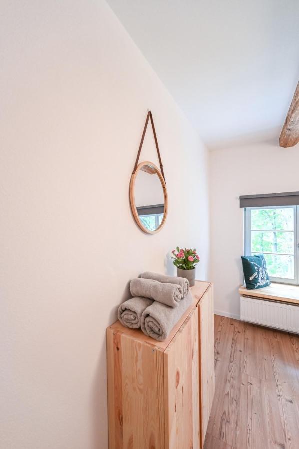 Moderne und gemütliche Ferienwohnung mit Terrasse und WALLBOX im FarmHouse Eckartsberg im Zittauer Gebirge Mittelherwigsdorf Exterior foto